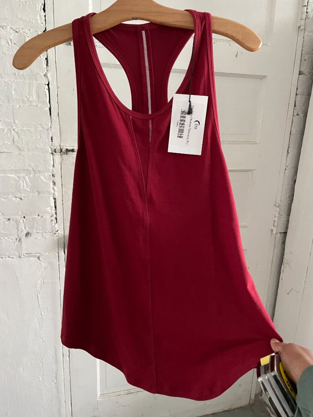 ZYIA Cranberry Effortless High Low Relaxed Fit Women's Tank Top, Long XL - Picture 2 of 10
